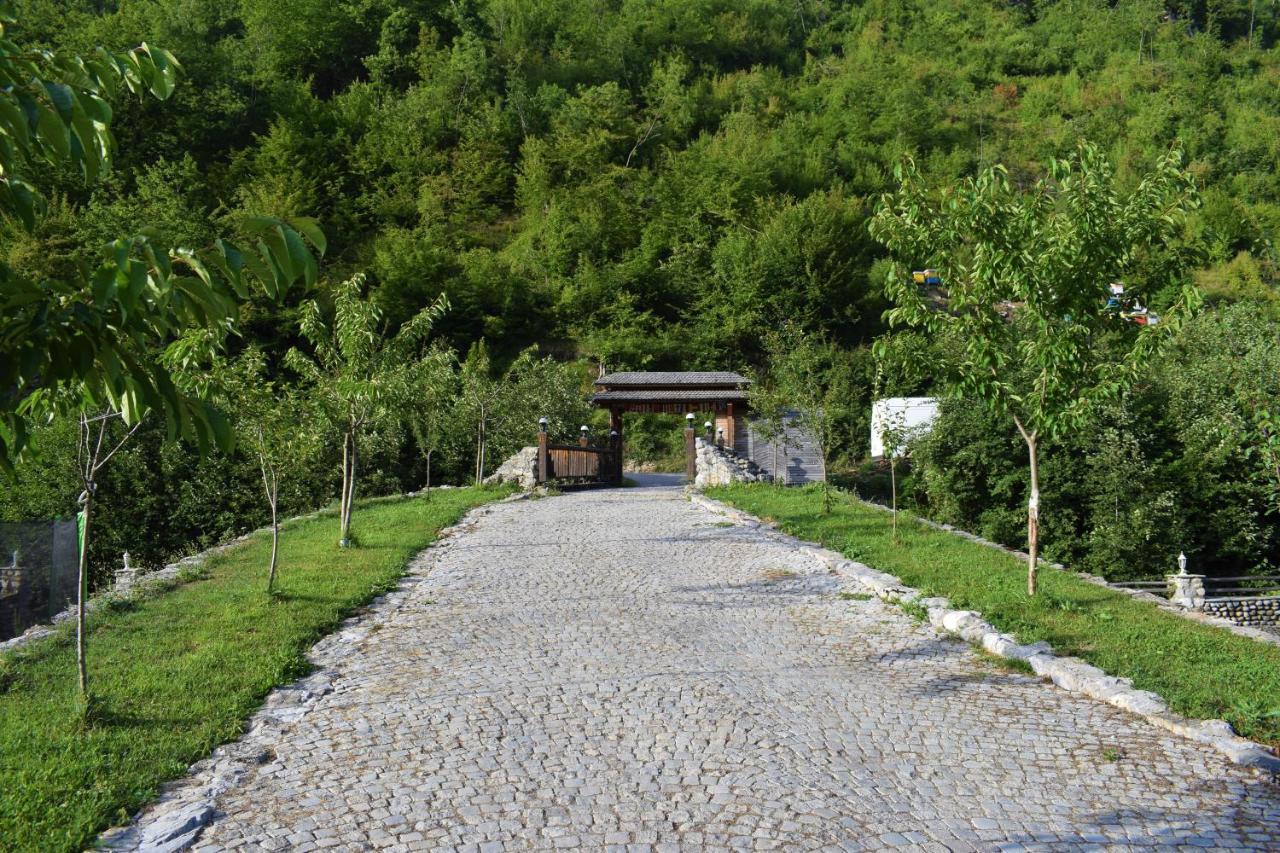 Hotel Oka I Po Berane Exterior photo